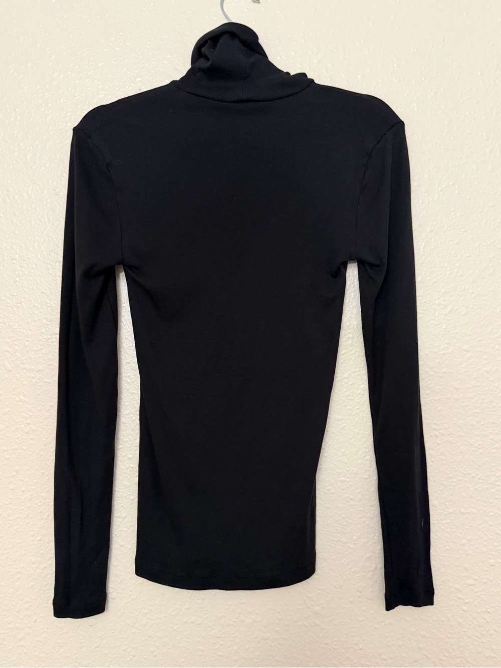 Splendid Black Long-Sleeve Turtleneck Top